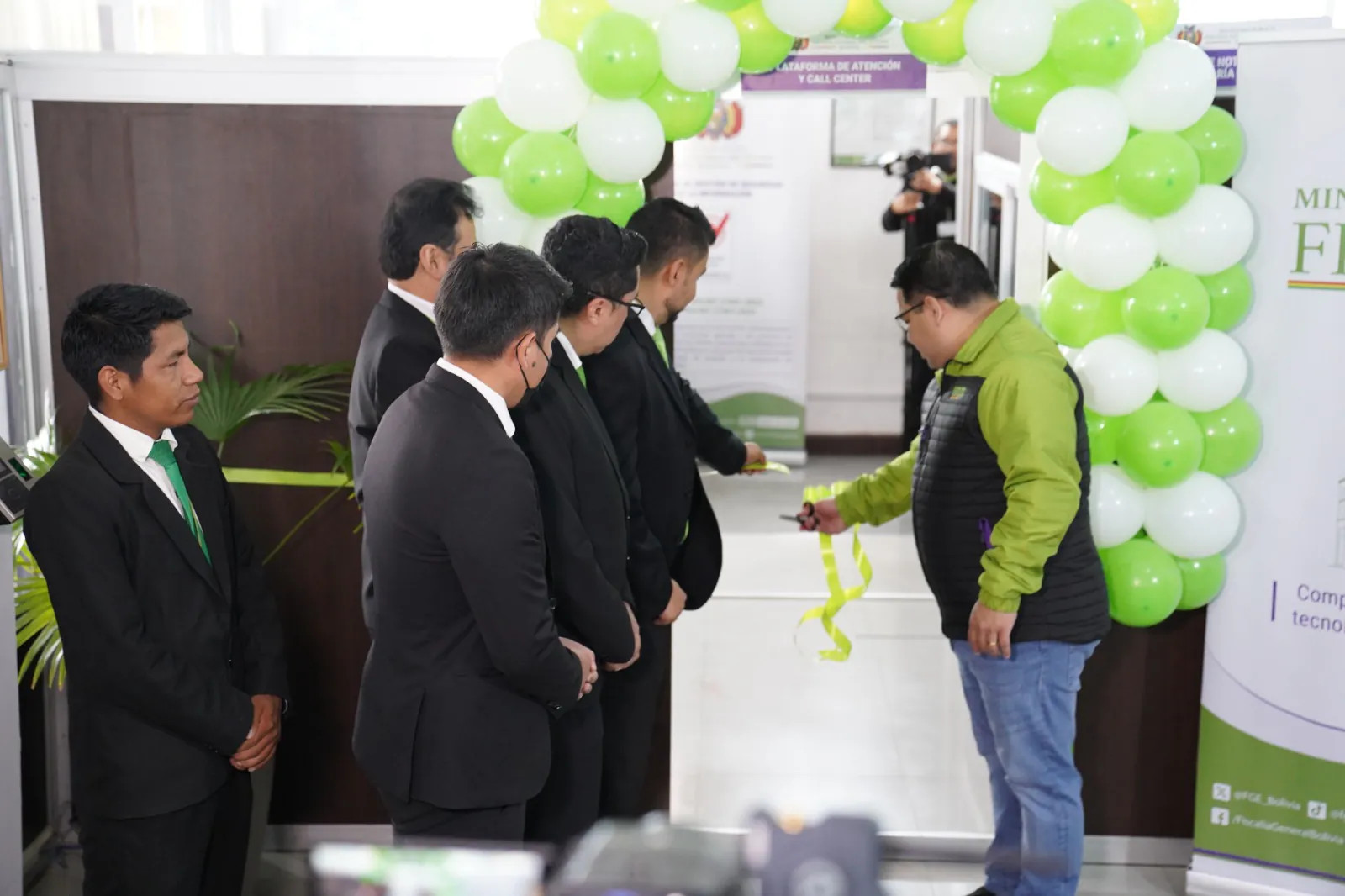 FISCALÍA INAUGURA CALL CENTER: LLAMA O ENVÍA TU MENSAJE GRATIS AL MINISTERIO PÚBLICO